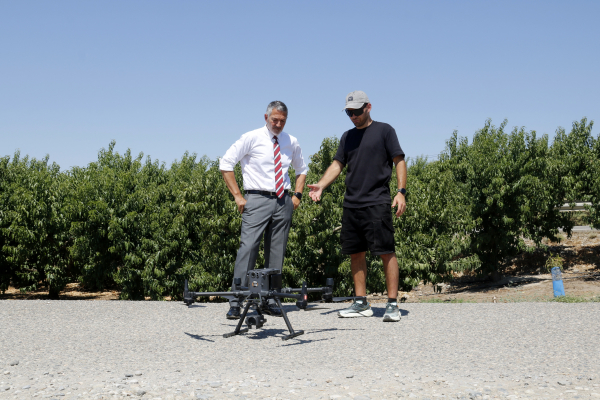 El Govern estrena un pla pilot amb drons per prevenir riscos laborals en episodis de calor extrema