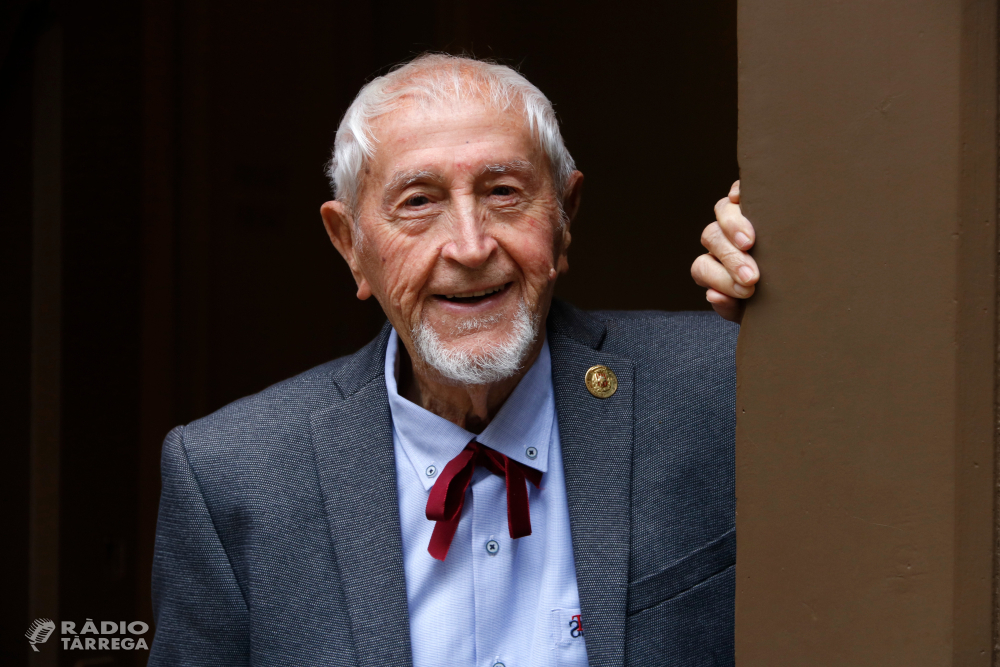 Mor l'escriptor Josep Vallverdú, el pare del clàssic de la literatura infantil 'Rovelló'