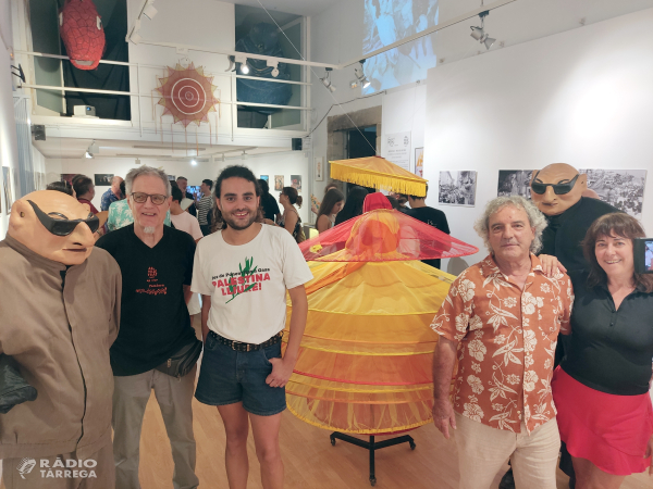 Tàrrega homenatja els 45 anys de la companyia teatral Artristras amb una exposició a la Sala Marsà