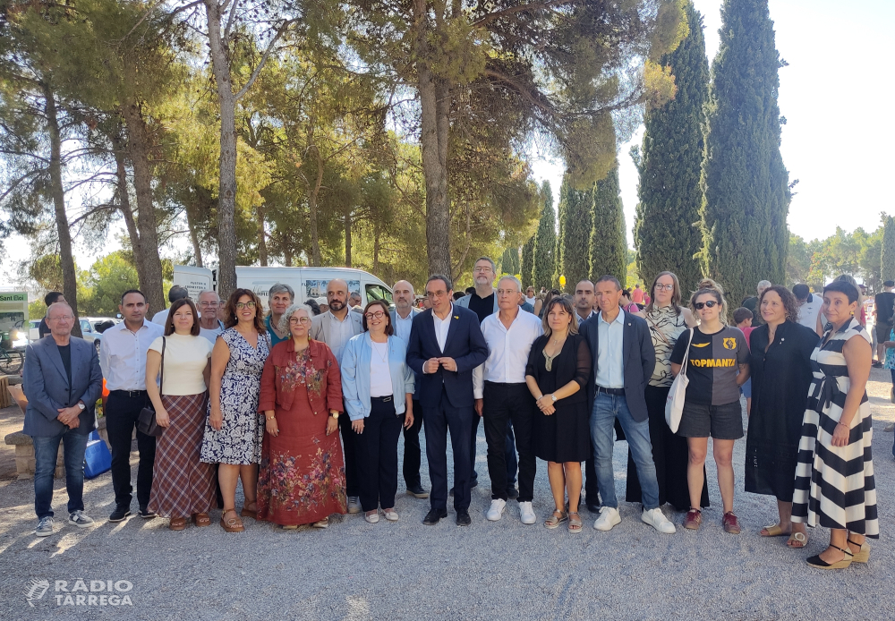 El president del Parlament de Catalunya, Josep Rull, destaca a Tàrrega el valor patrimonial del Parc de Sant Eloi