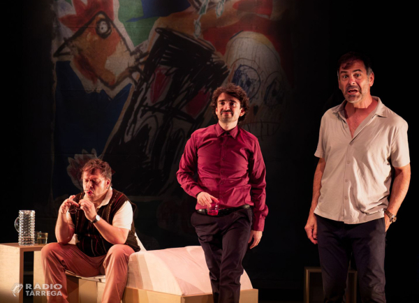El Col·lectiu Intermitent porta la comèdia dramàtica 'Tres tristos traumes' al Teatre Ateneu de Tàrrega