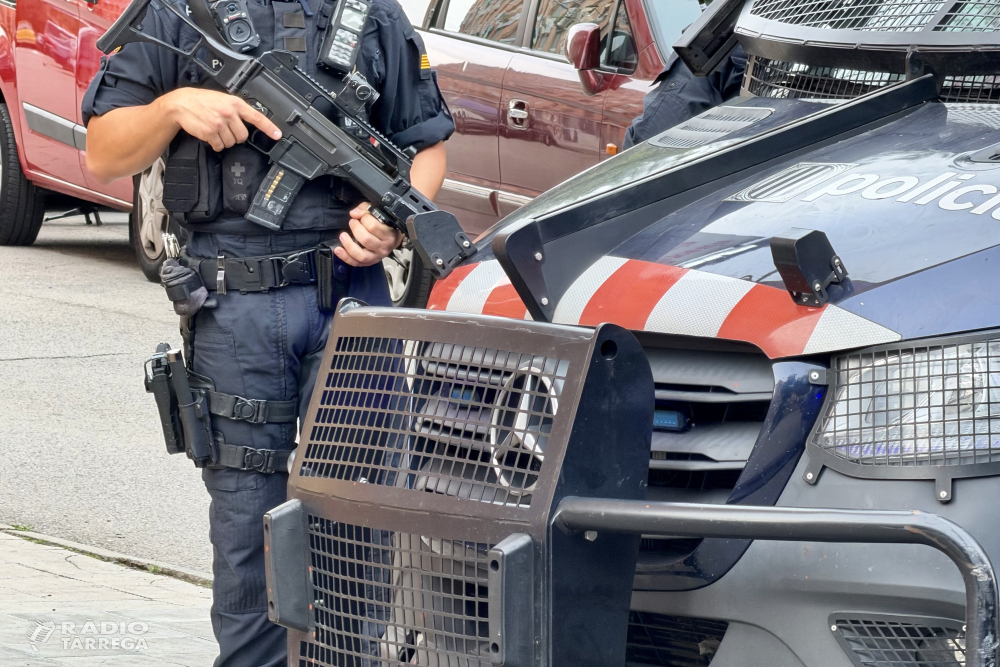 Ingressa a presó un home acusat d’intentar atropellar dos mossos a Guimerà