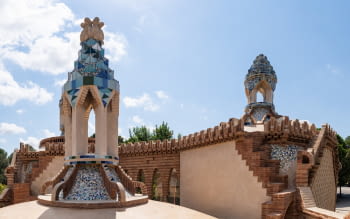 Adjudicació i inici de les obres de Rehabilitació del Pavelló del Porter dels Pavellons Güell a Barcelona.