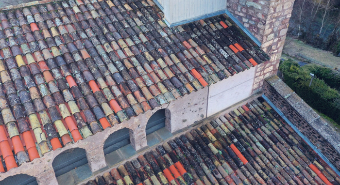 Inspecció de goteres a la col·legiata de Santa Maria