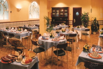 RESTAURANT DAUS