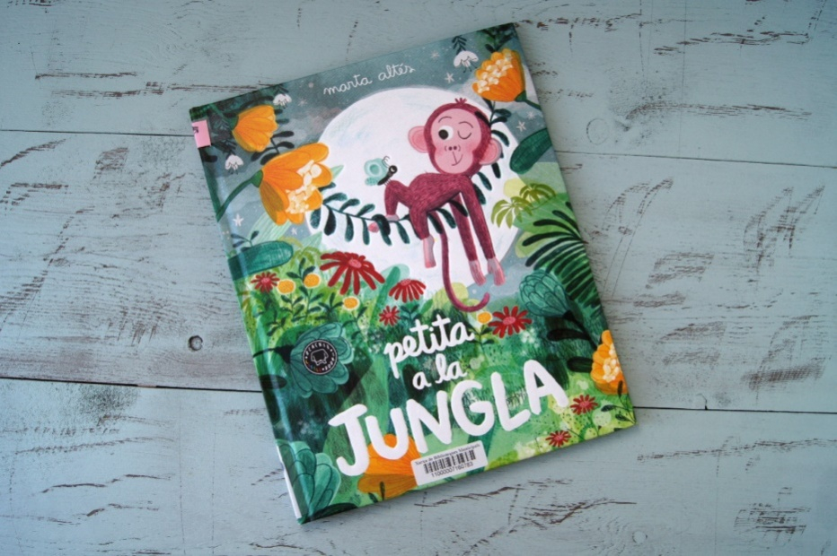 Llibre de Marta Altés. Petita a la jungla. Editorial BlackieBooks