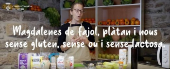 Magdalenes de fajol, plàtan i nous