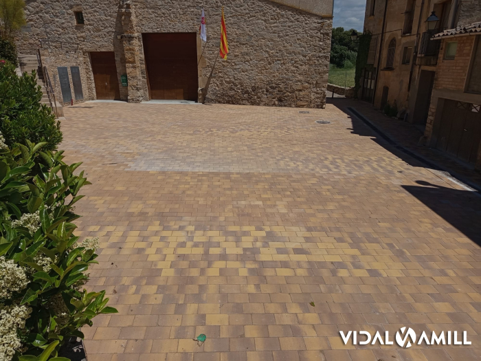 Pavimentació de la Plaça de la Pica – El Talladell (Tàrrega)