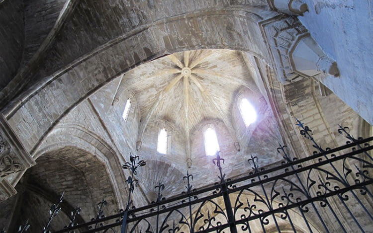 El temple del monestir