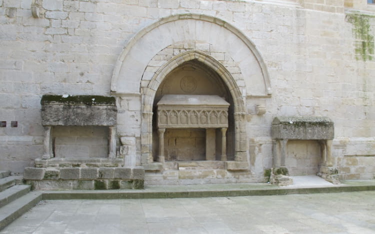 Sarcòfags de la Plaça