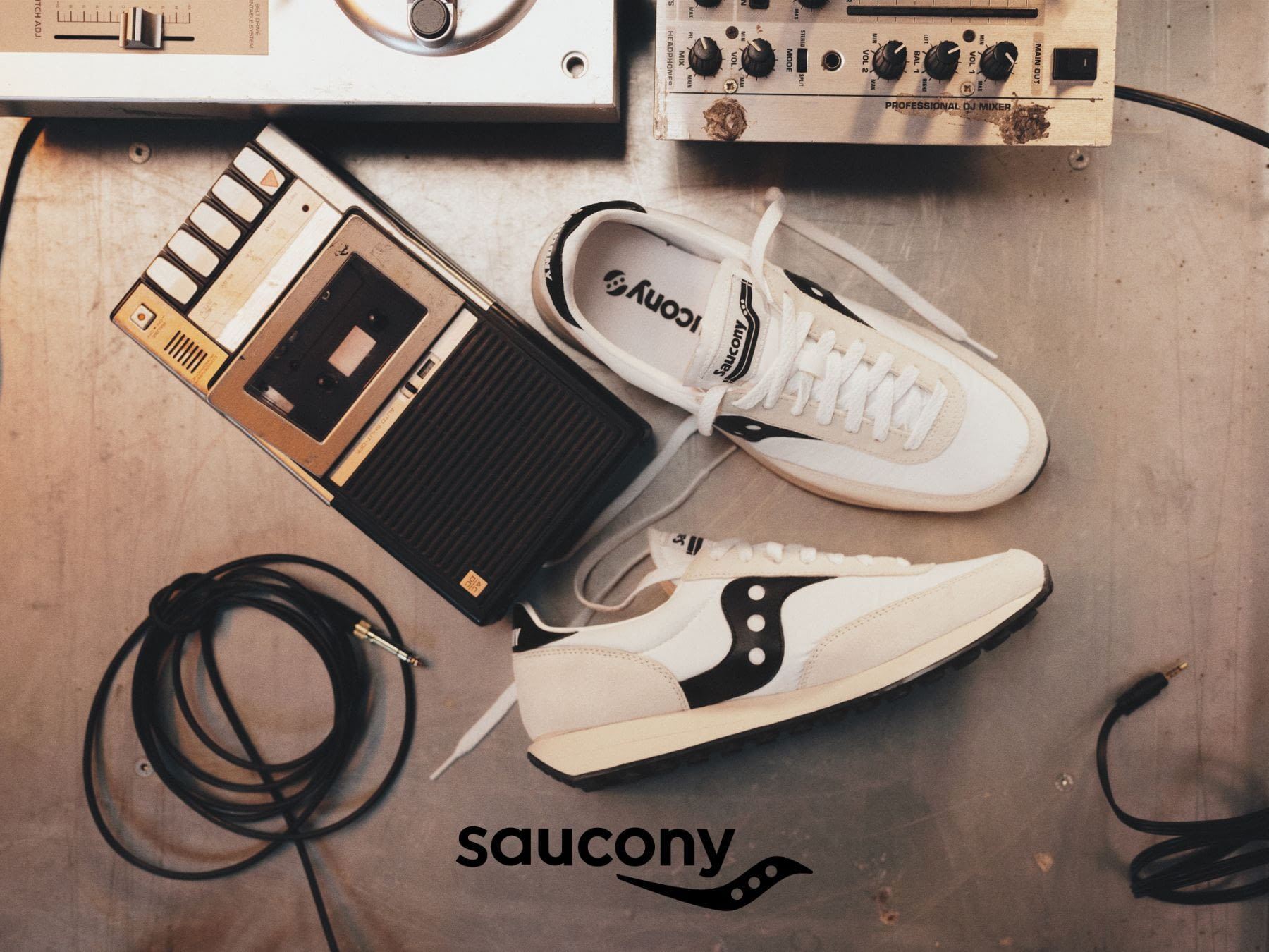 SAUCONY MAIG 25