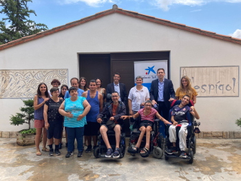 La Fundació "la Caixa" col·labora amb el projecte de rehabilitació del pati del Centre Espígol de Cervera del Grup Alba