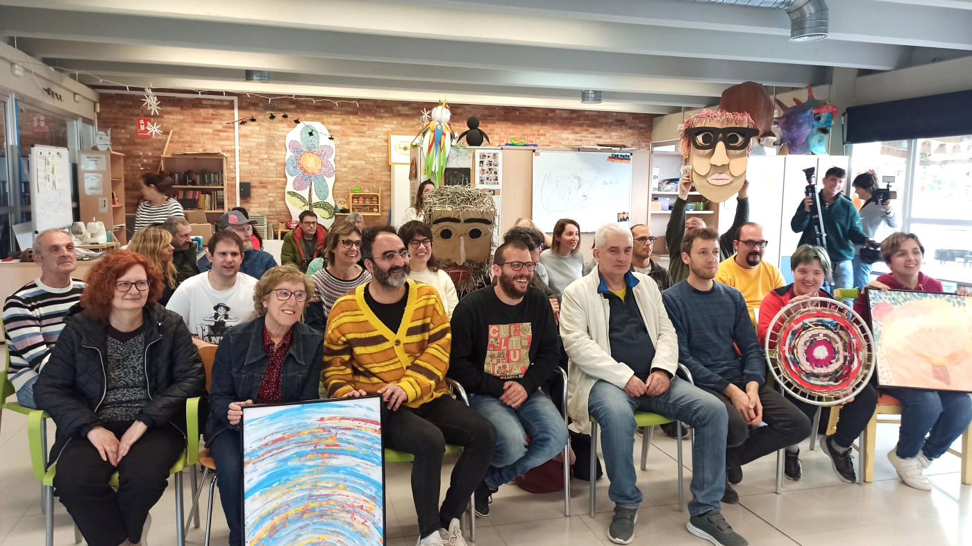 L’Associació Alba uneix a artistes de diferents disciplines amb persones amb discapacitat amb talent artístic a través del projecte “Connexions artístiques”