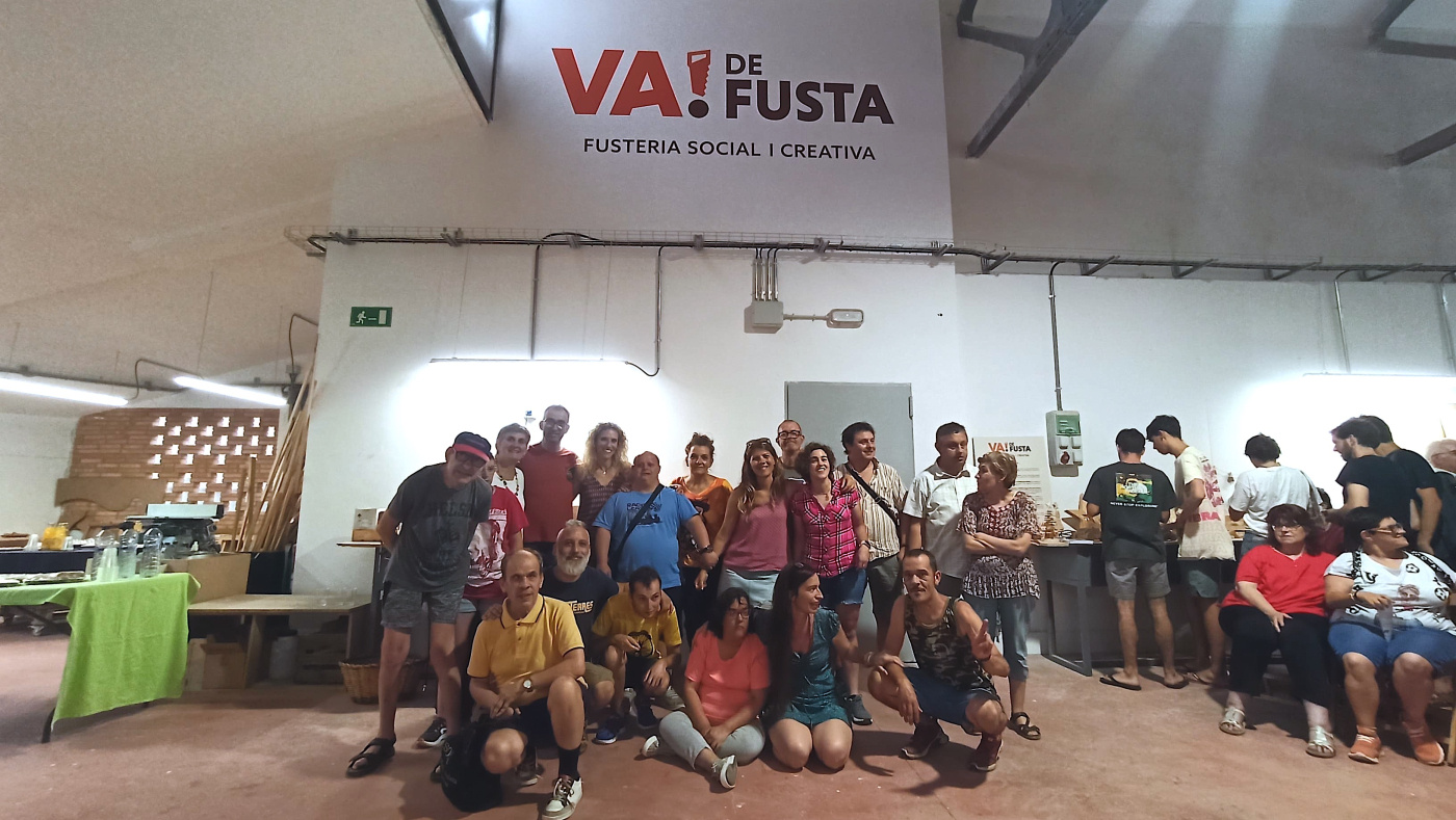 Va!defusta, la fusteria social i creativa de l’Associació Alba es presenta a Agramunt.