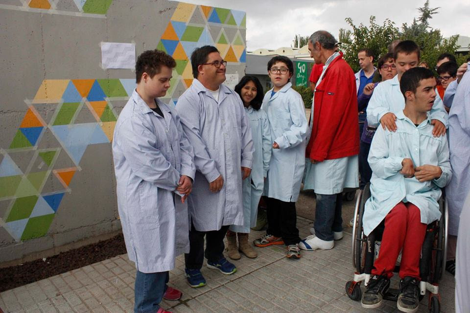Celebrem els 40 anys pintant un mural amb la col·laboració de l'ESDAP ONDARA de Tàrrega