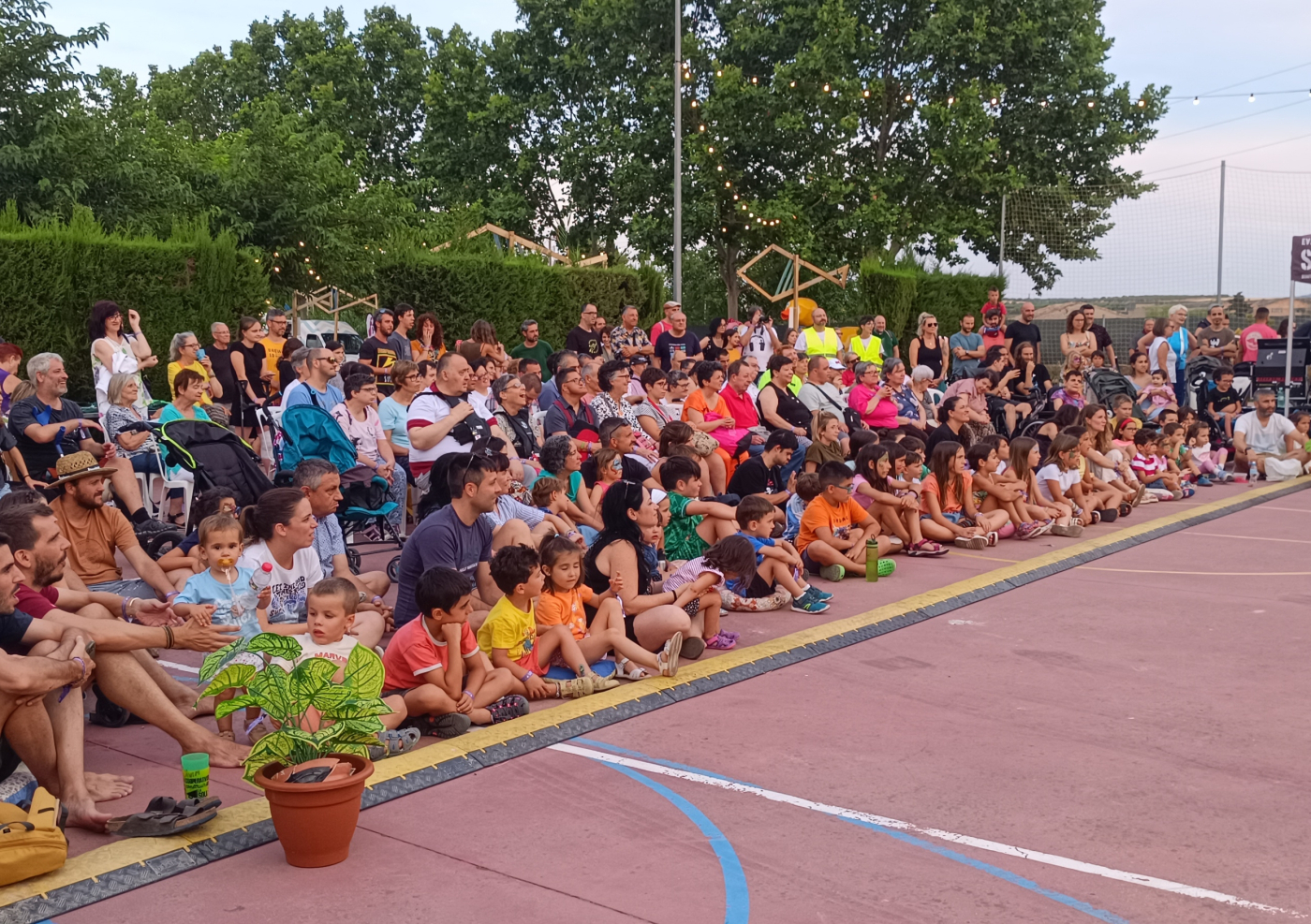 El Festival Sardines & Marinada celebra els 50 anys de l'Associació Alba amb música, cultura i inclusió.
