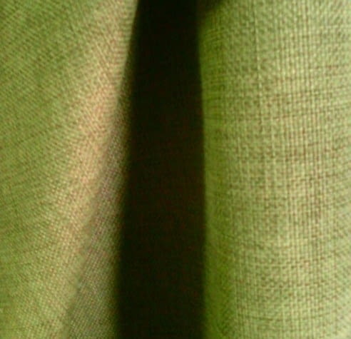 Tela 2,05 x 1,40 metros Tapicería verde = 55,67 € - 2