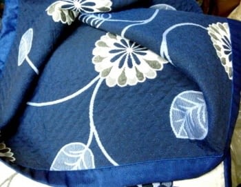 Colcha reversible flores azul. Cama 105 - 3