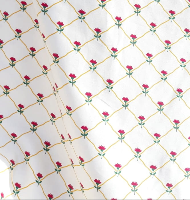 Tela Flores rombos 280