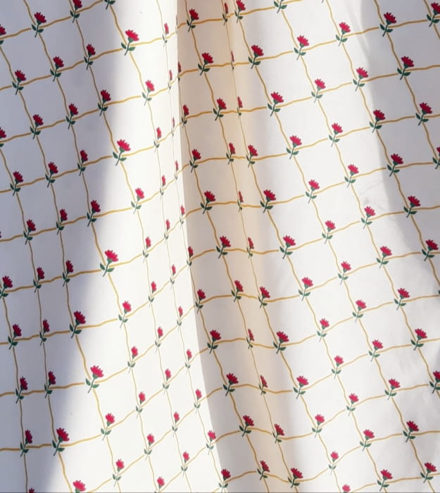 Tela Flores rombos 280 - 1