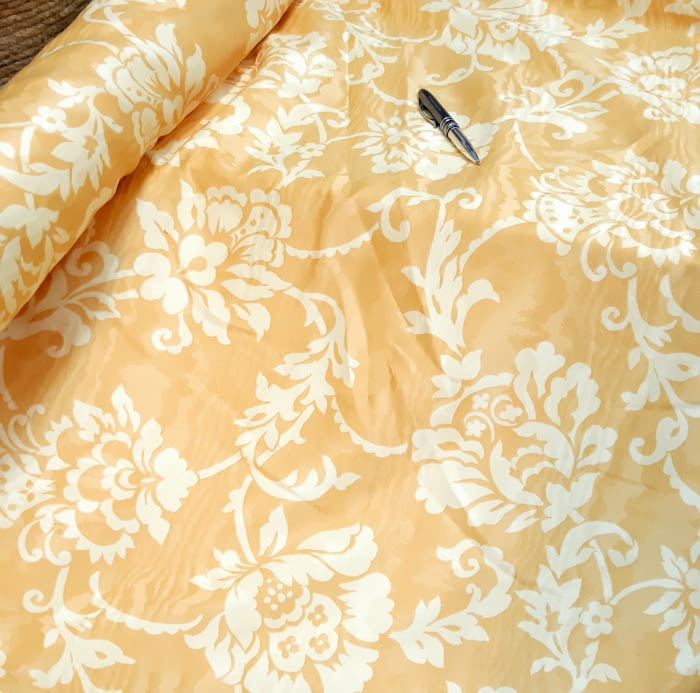 Tela Moaré flores amarillo 280 - 2