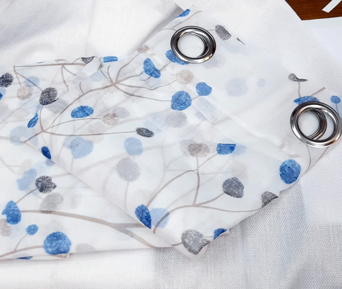 Visillos confeccionados Begoña flores azul - 2