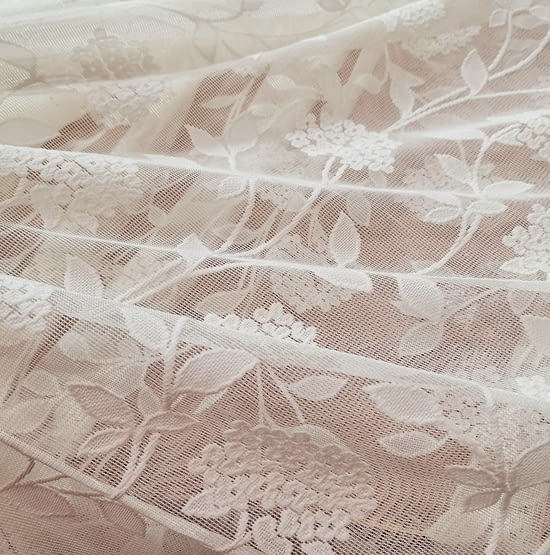 Malla de encaje moderno beige 1,65 x 2,80 m.