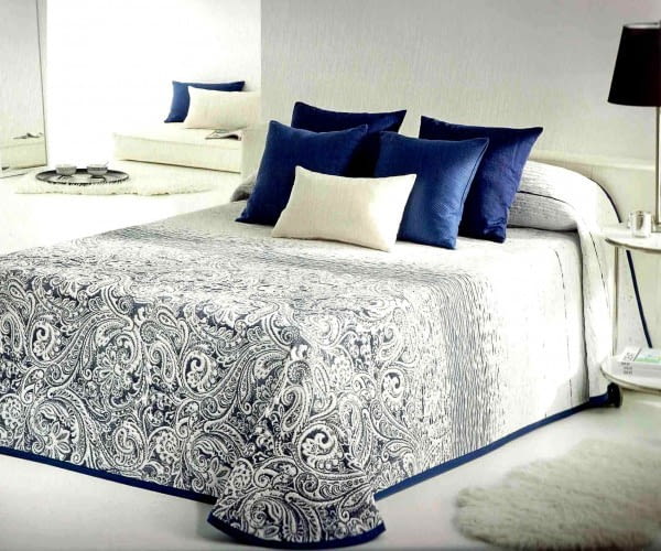 Colcha reversible Cav.