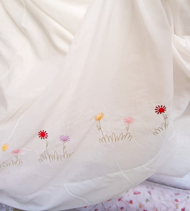 Tela Visillo flor botones - 4