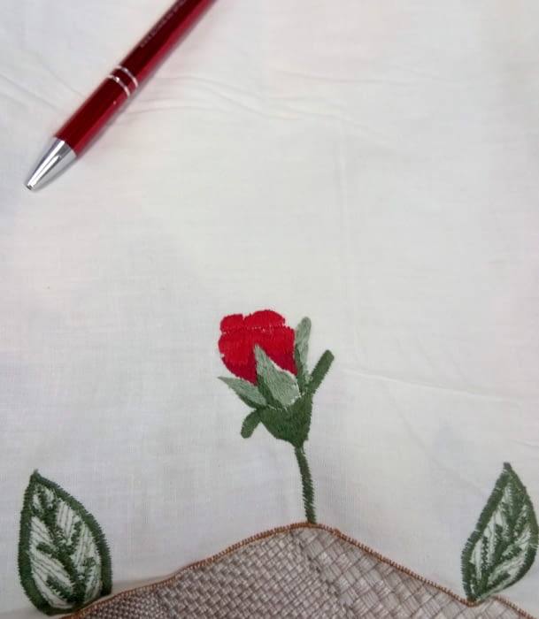 Tela rosas rojas 220 - 1