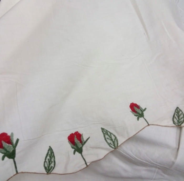 Tela rosas rojas 220 - 3