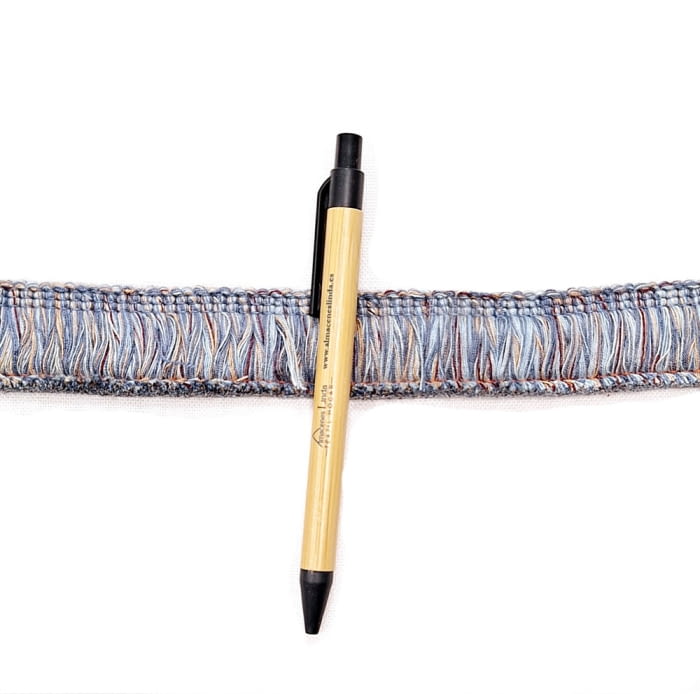 Pasamanería Flecos azul con granate