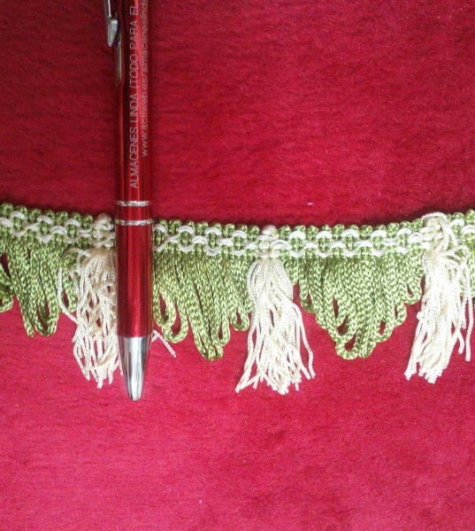 Pasamanería Flecos verdes y beige - 1