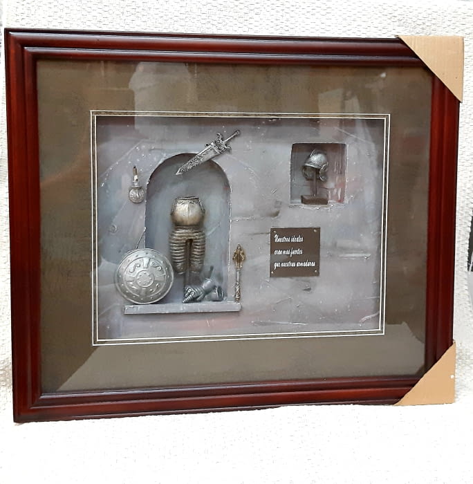 CUADRO ESCUDO Y ARMADURA