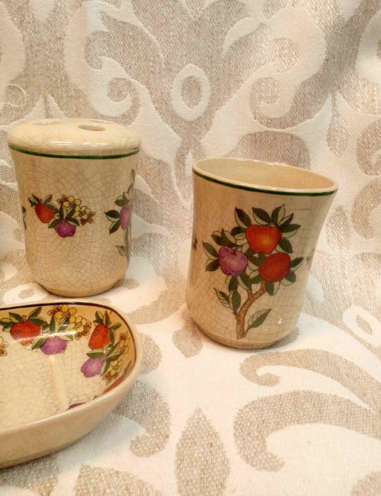 4 ACCESORIOS BAÑO - 1