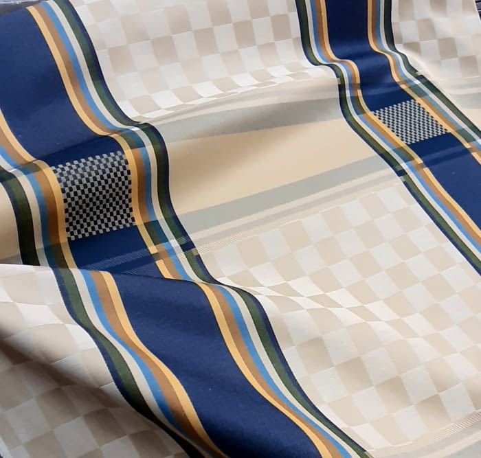 TELA MANTELERÍA CUADROS 150 - 1