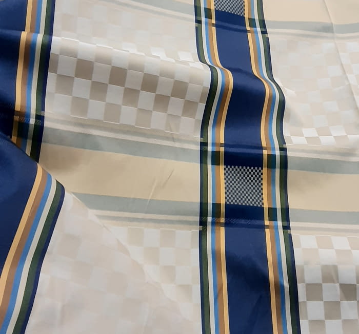 TELA MANTELERÍA CUADROS 150 - 4