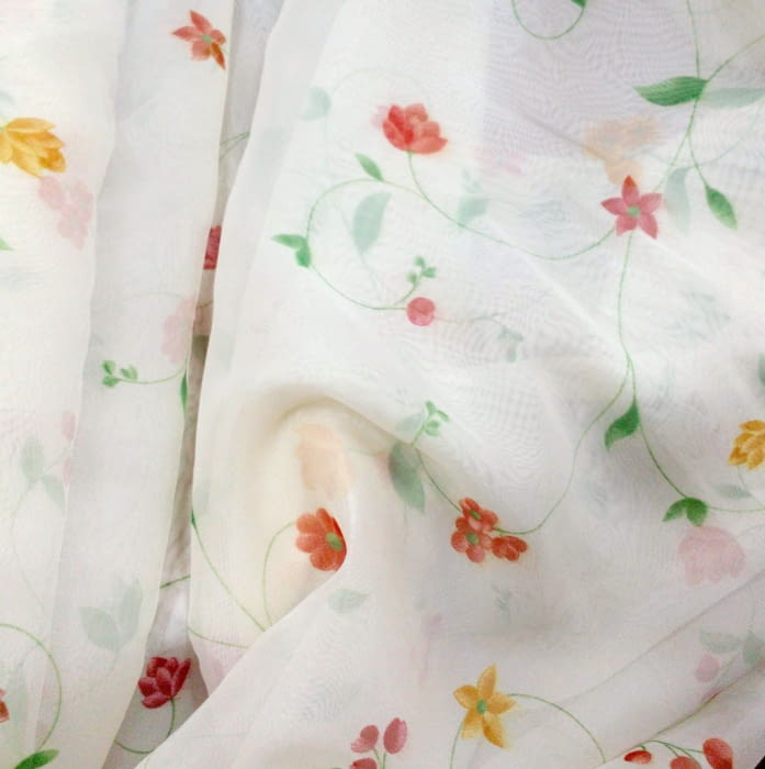 Visillo voile flores.