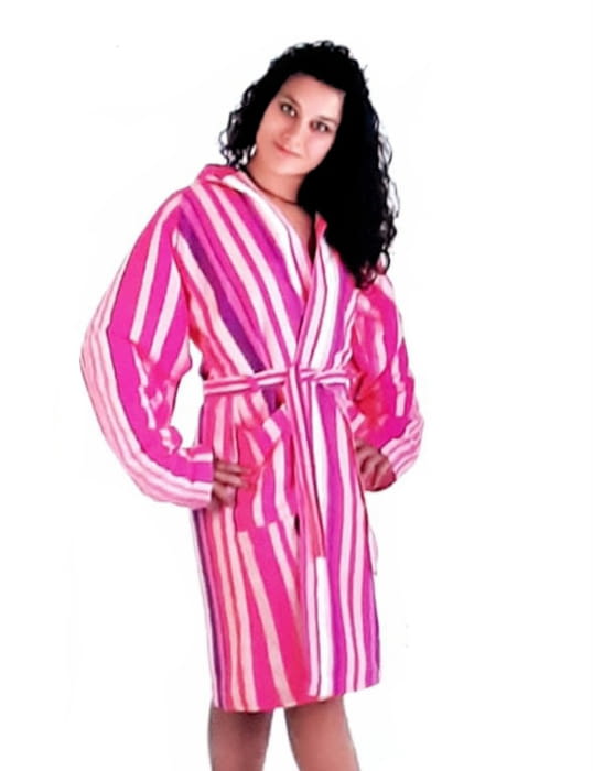 Albornoz con bolso microfibra rayas rosas. Talla L