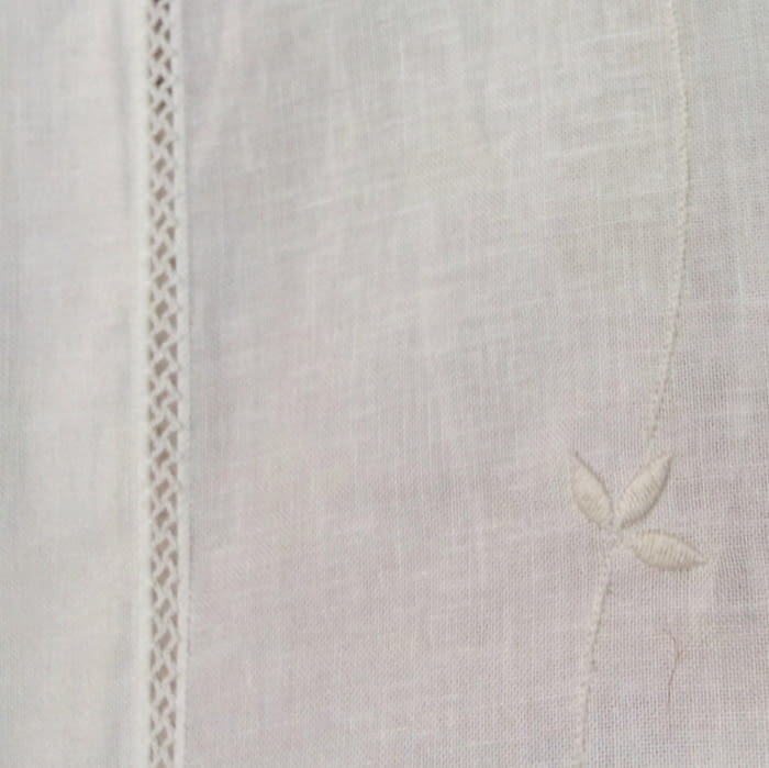 Tela lino tendina bordada hojitas