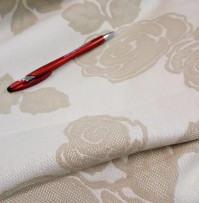 Tela flores beige 280 - 3