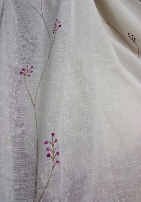 Tela visillo florecitas  malva. - 5