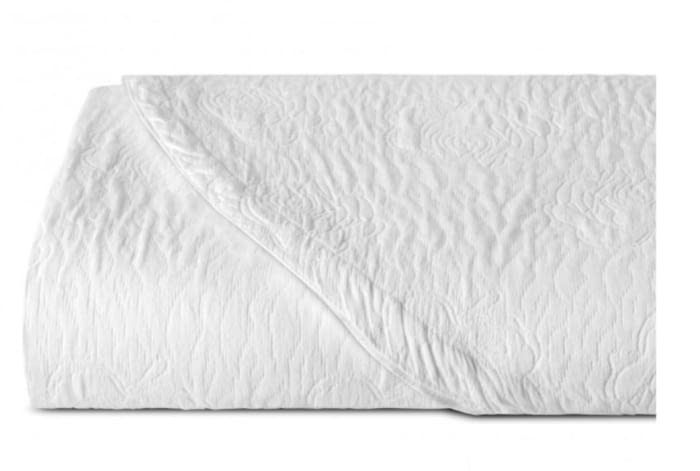 Colcha de piqué labrado blanco. Cama: 90 y - 1