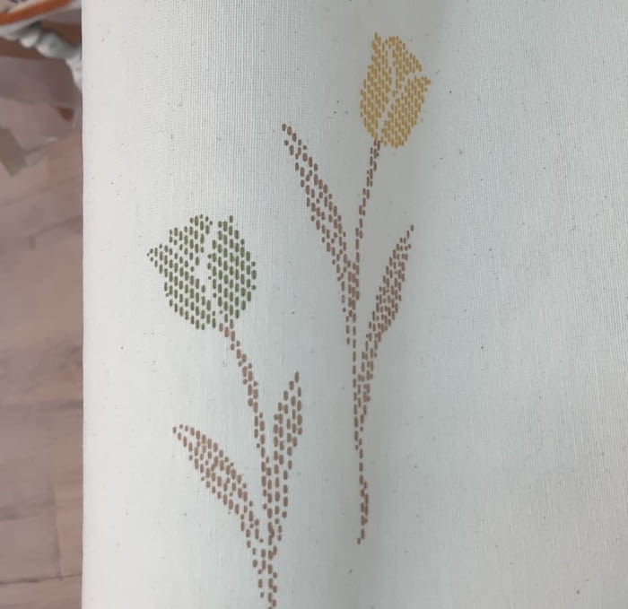 Tela loneta tulipanes verdes 280 - 2