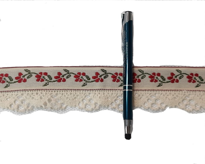 Puntilla flores fucsia - 3