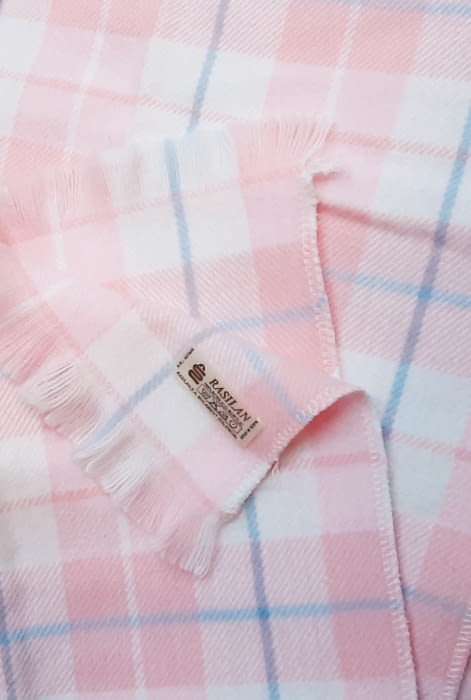 Mantita cuadros rosa Piolín - 1