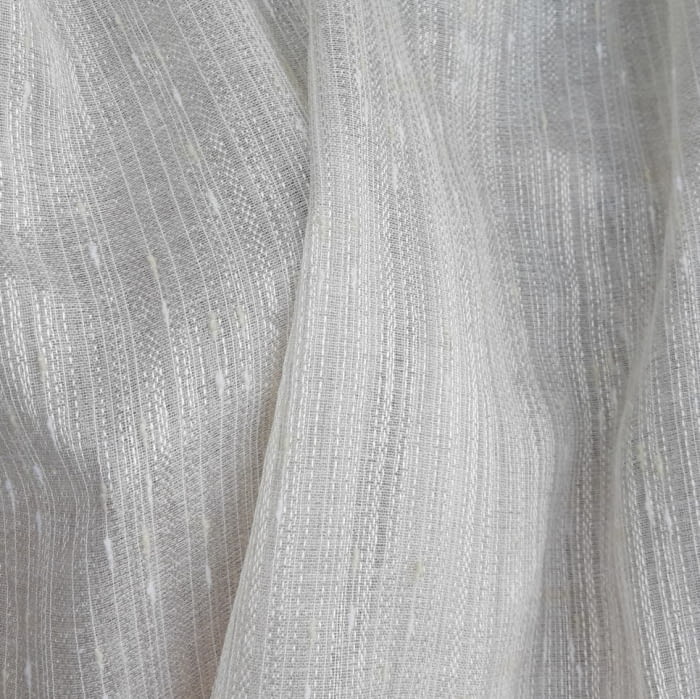 Tela visillo 1,65 x 3,00 m = 18,90 €