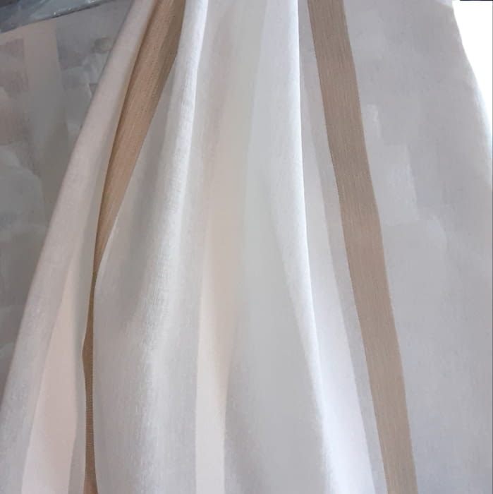 Tela visillo rayas marrón 215 x 300 = 29,99 €