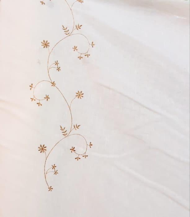 Tela visillo flores mostaza