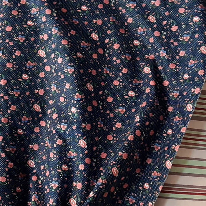 Tela azul florecitas rosas 140 - 1